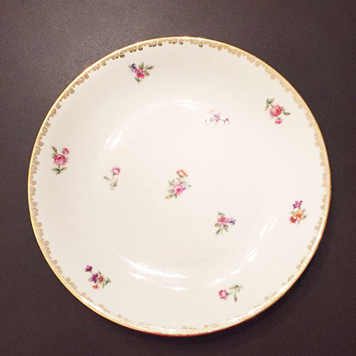 assiettes plates mariage - location vaisselle vintage